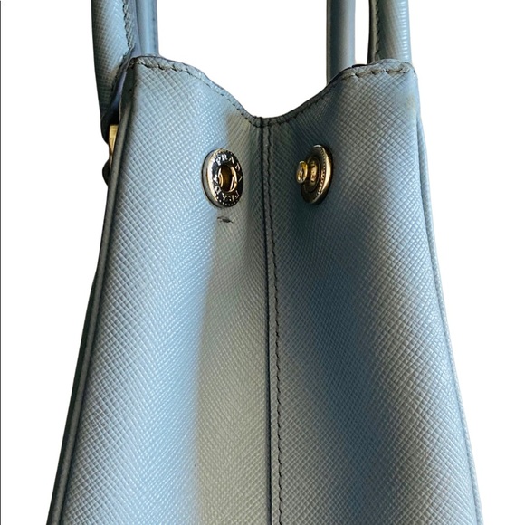 💎Auth Prada Saffiano Small Gallerina Sky Blue Tote- SUPER SALE!!!💎 - Picture 3 of 8